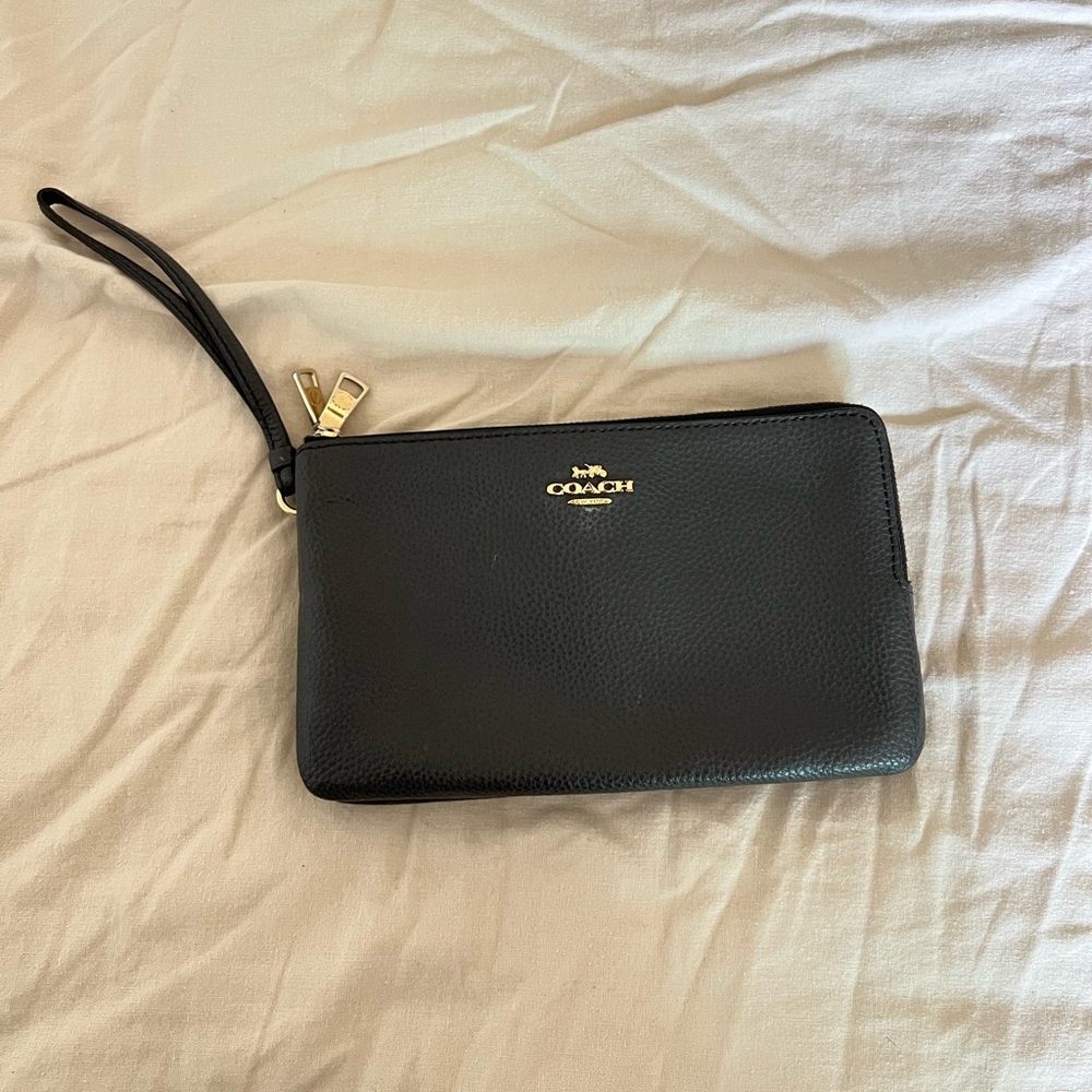 Coach outlet wristlet